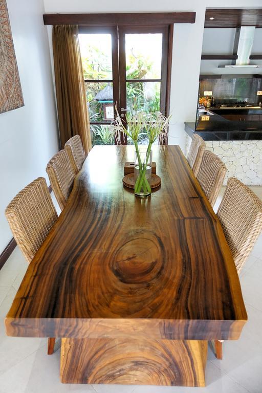 Andari Bali *